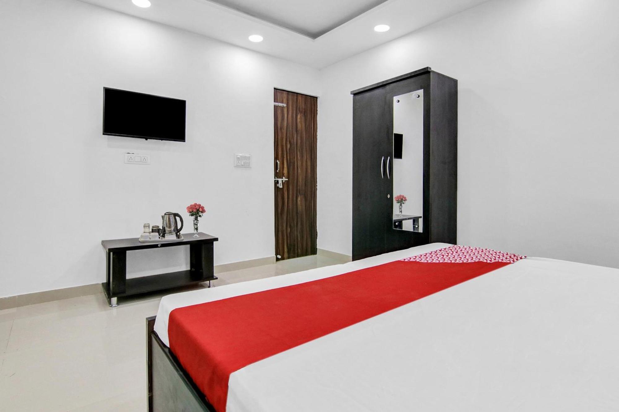 Flagship Hotel Secret Mirage Near Rithala Metro Station Új-Delhi Kültér fotó
