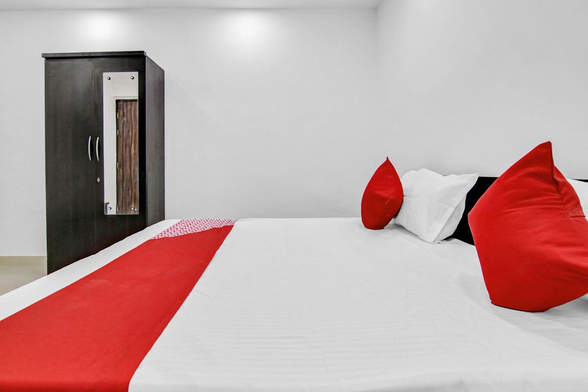 Flagship Hotel Secret Mirage Near Rithala Metro Station Új-Delhi Kültér fotó