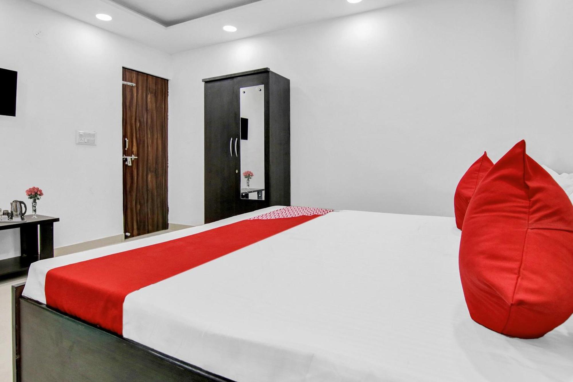 Flagship Hotel Secret Mirage Near Rithala Metro Station Új-Delhi Kültér fotó